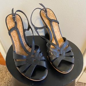 Gianni Bini black wedges